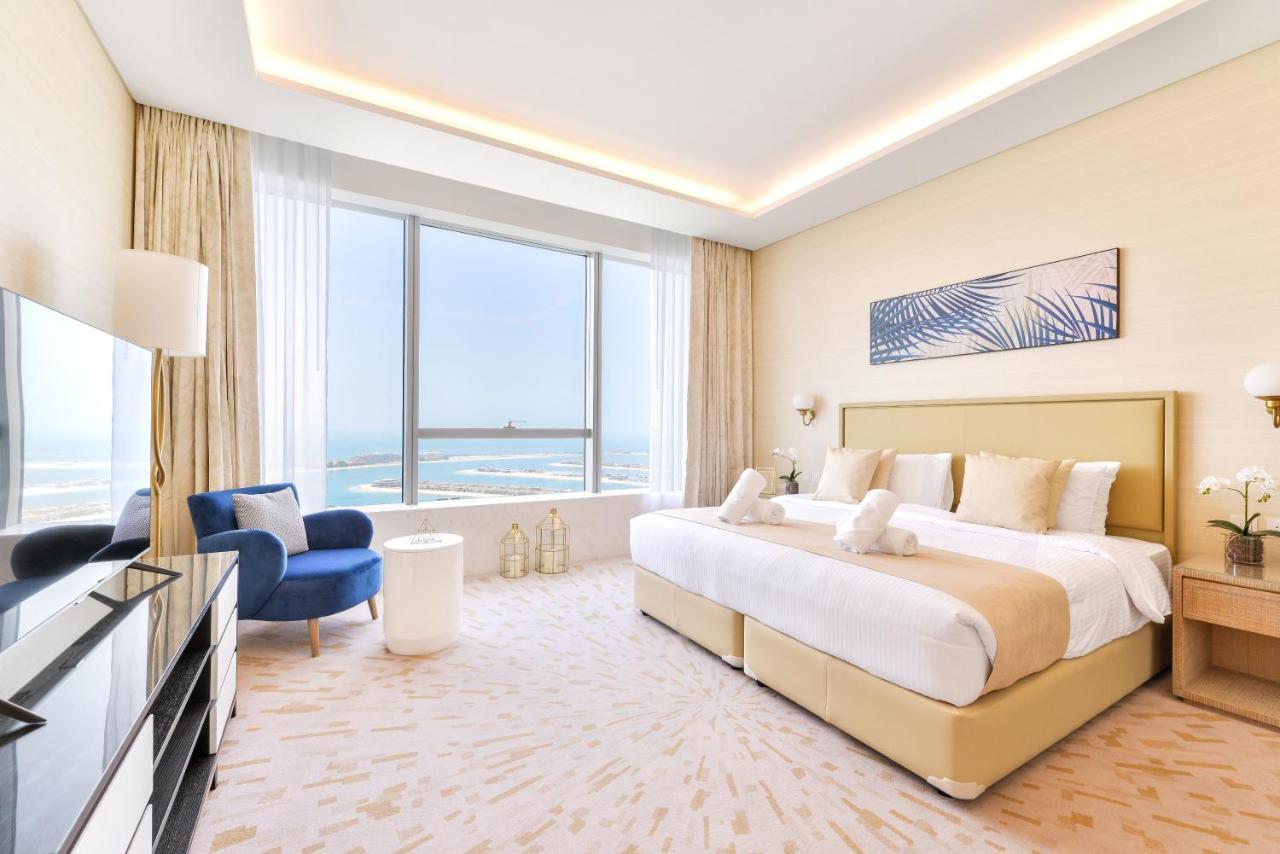 Ultra Luxury Palm Tower With Shared Hotel Facilities Дубай Екстериор снимка