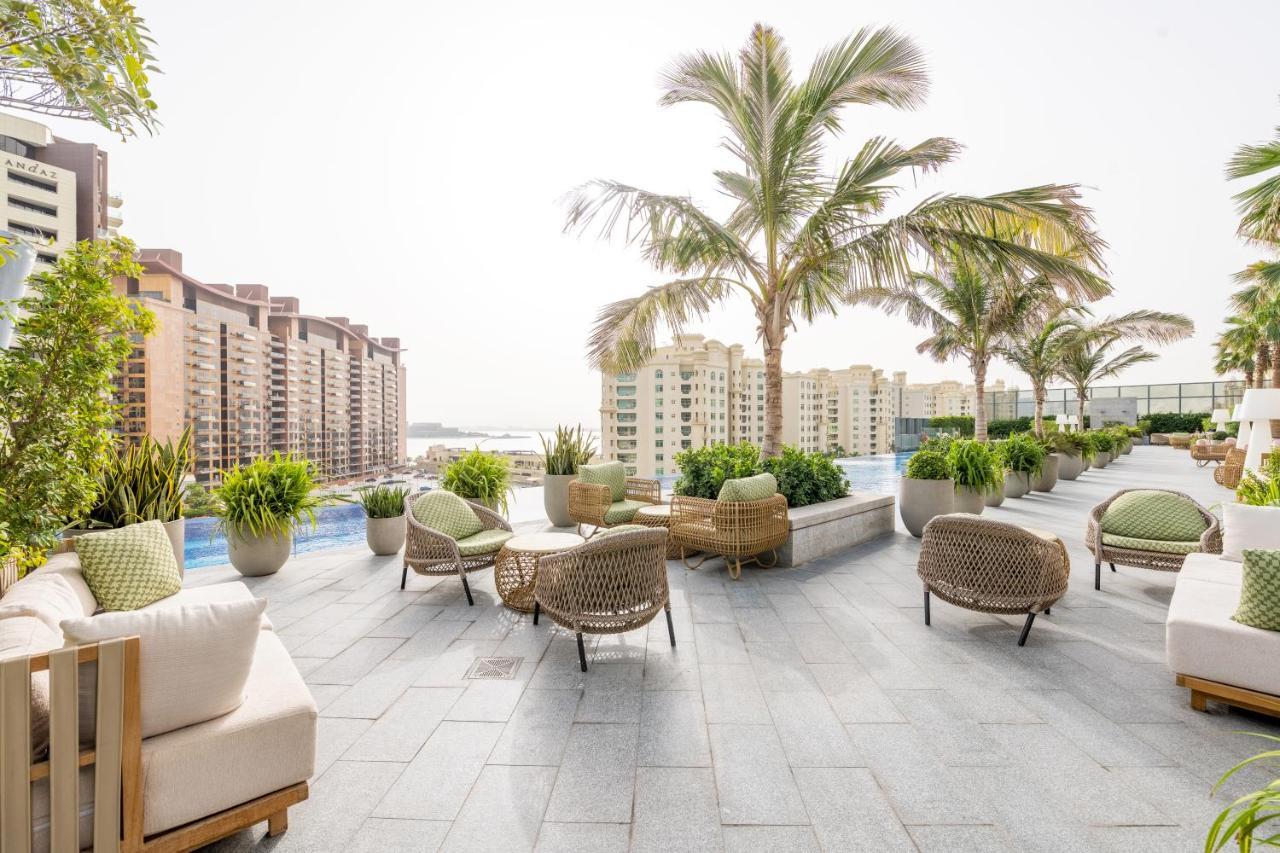 Ultra Luxury Palm Tower With Shared Hotel Facilities Дубай Екстериор снимка