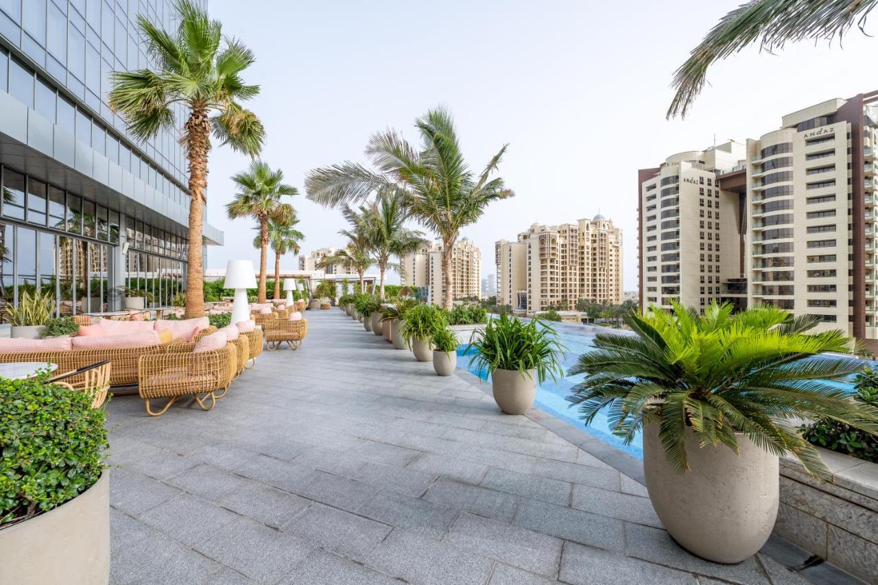 Ultra Luxury Palm Tower With Shared Hotel Facilities Дубай Екстериор снимка